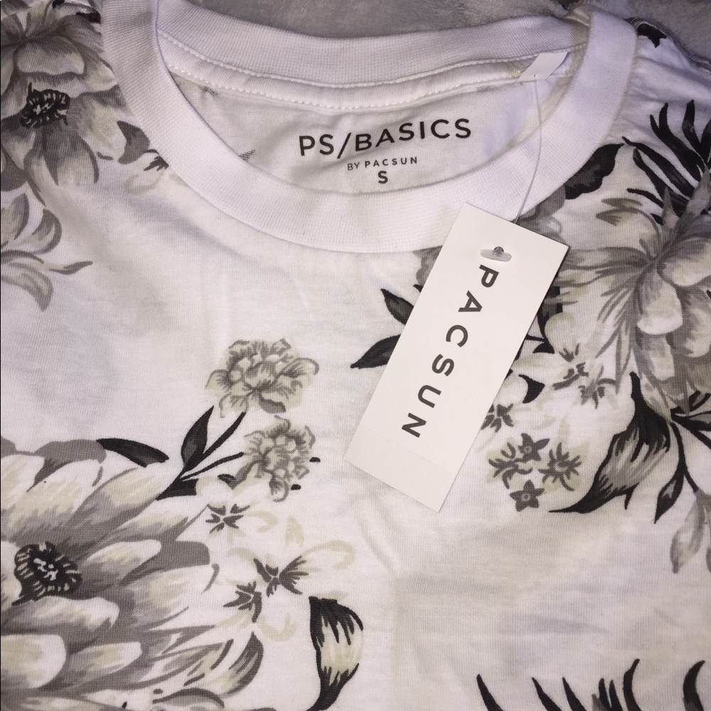 PAC SUN floral t